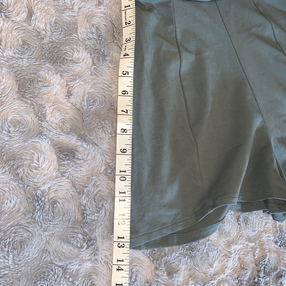 Express Strapless Romper - Picture 3 of 9